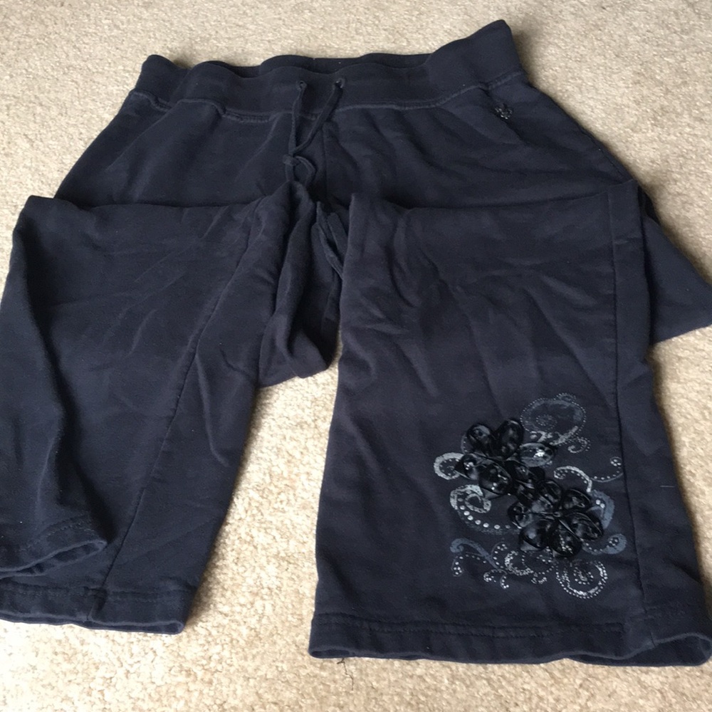 Pretty styled Black Sweatpants